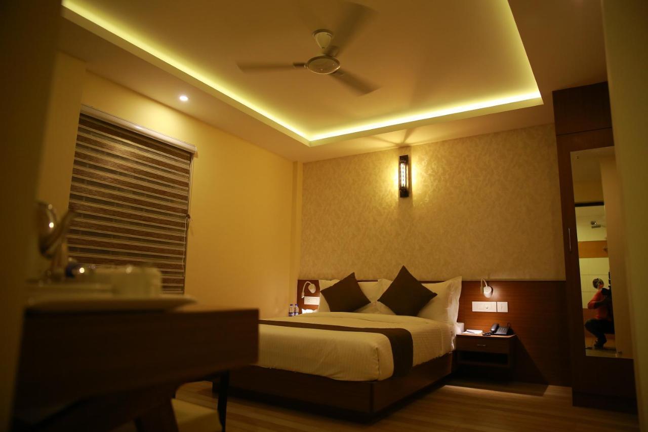 D'Chandelier Kochi Exterior foto